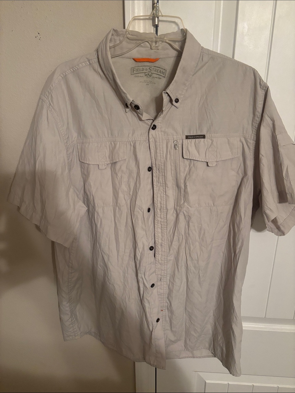 Field & Stream Short Sleeve Button-Down Shirt in Light Gray